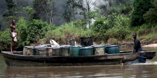 Nigeria losing 400,000 barrels of oil to thieves daily — Osinbajo