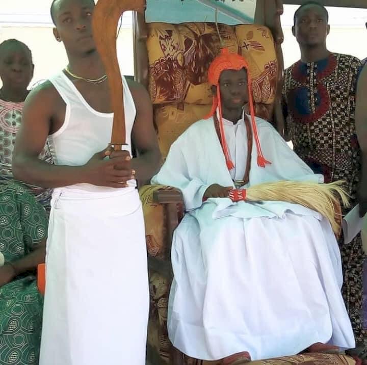 A 17 YEAR OLD CROWNED KING IN ONDO