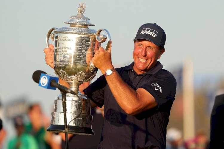 PHIL MICKELSON BECAME THE OLDEST GOLF PLAYER  TO WIN A MAJOR