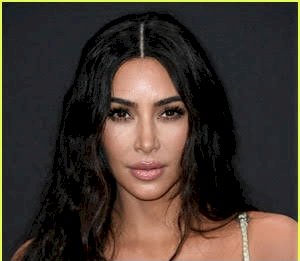 KIM KARDASHIAN HAVE BEEN SUED BY HER FORMER EMPLOYEE 