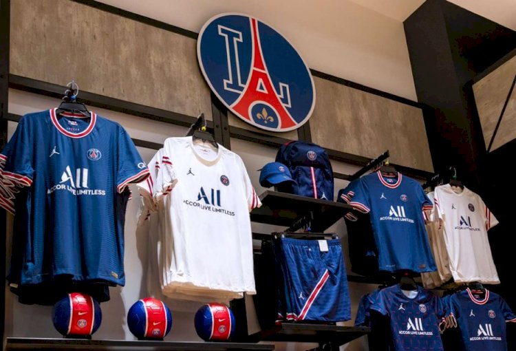 PSG OPENS A KIT STORE IN LOS ANGELES