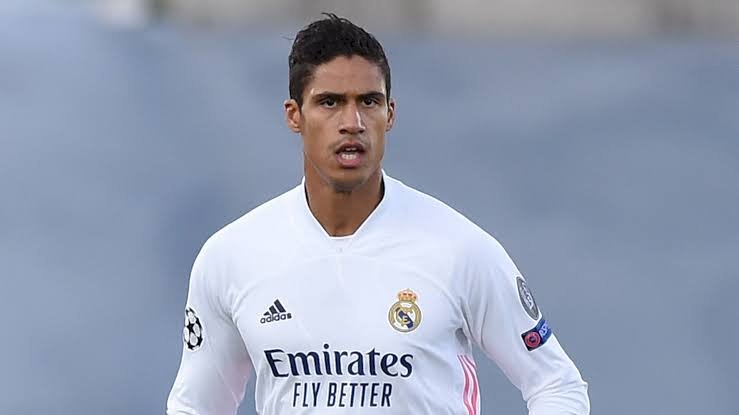 VARANE READY TO JOIN THE RED DEVILS